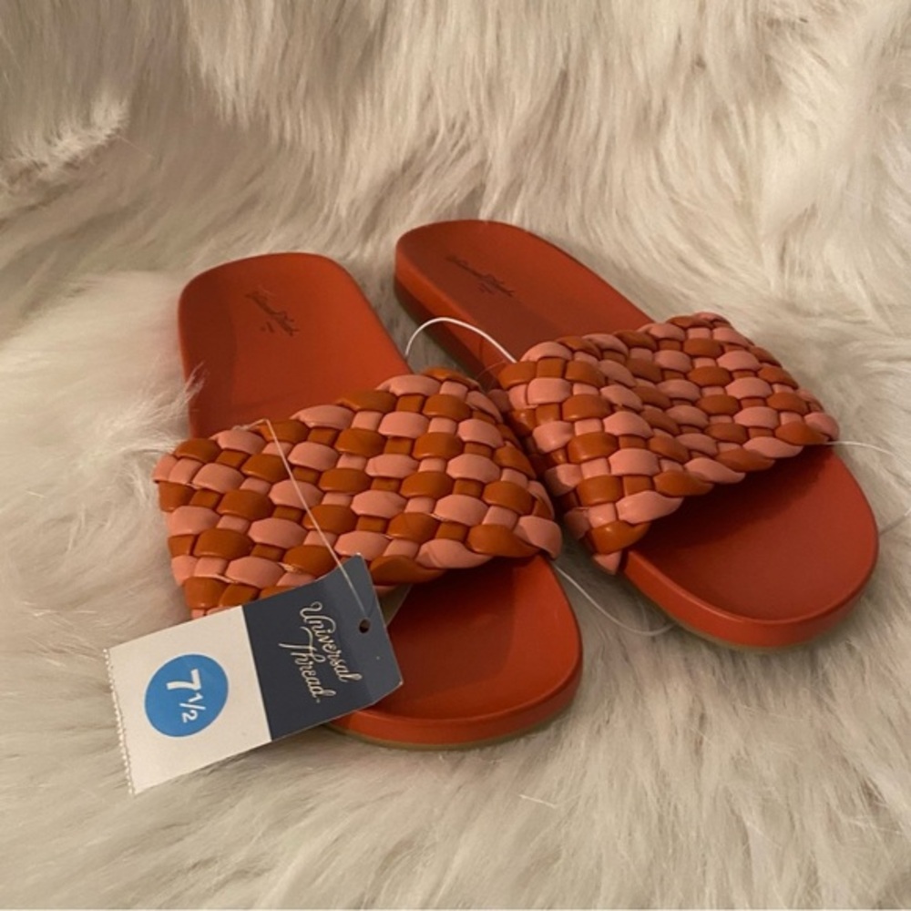 Universal Thread Shoes Women’s Size 7.5 Sandal’s Slip On Open Toe New - Picture 3 of 8